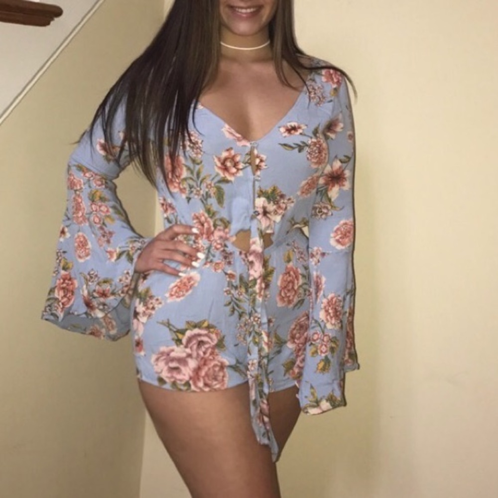 Billabong Romper- Size M